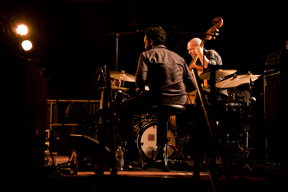 Avishai Cohen Trio © 2014. Léna T.